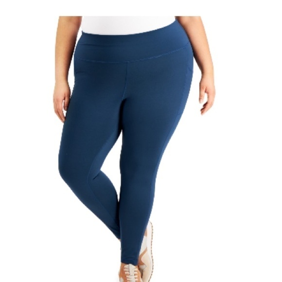 ID Ideology Compression High-Waist
Side-Pocket 7/8 Length Leggings,Indigo Sea 2X - Picture 3 of 7